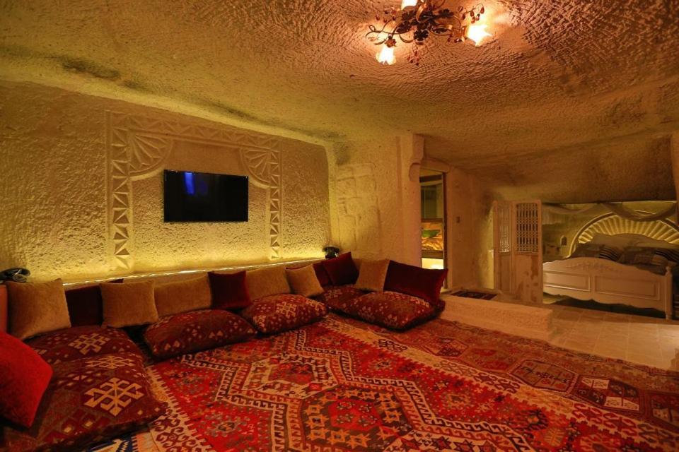 Hotel Iris Cave Cappadocia à Ortahisar Extérieur photo